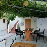 Apartment Krini *