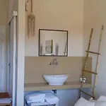شقة Krini *