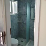 شقة Krini *