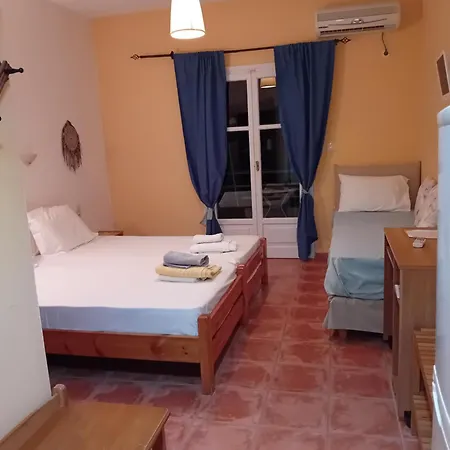 Krini * Città di Skiathos