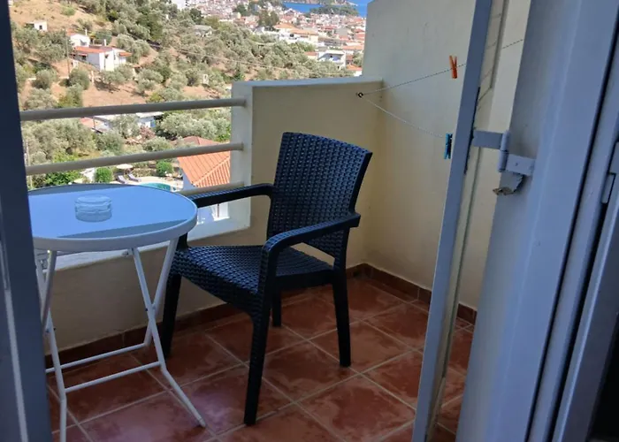 Krini * Città di Skiathos